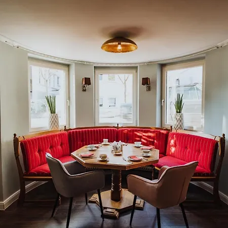Antik-hotel Eichenhof 3*